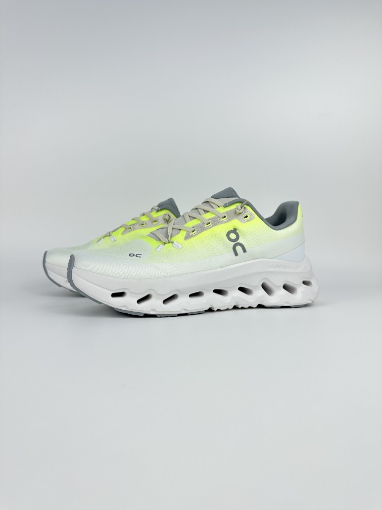 On Running Shoes-11